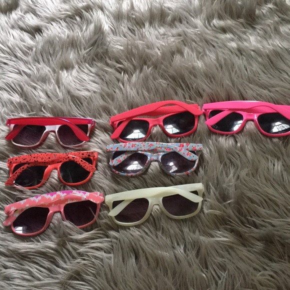 Multiple sunglasses - Picture 2 of 2